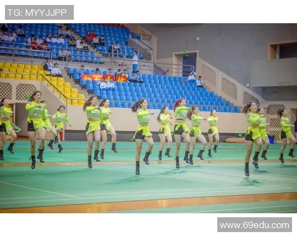 成都排球队的耐力训练与比赛表现探讨